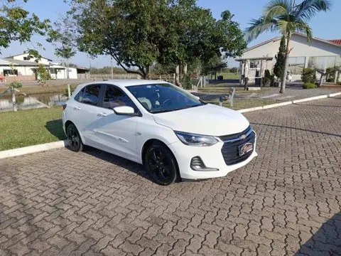 Chevrolet Onix Premier